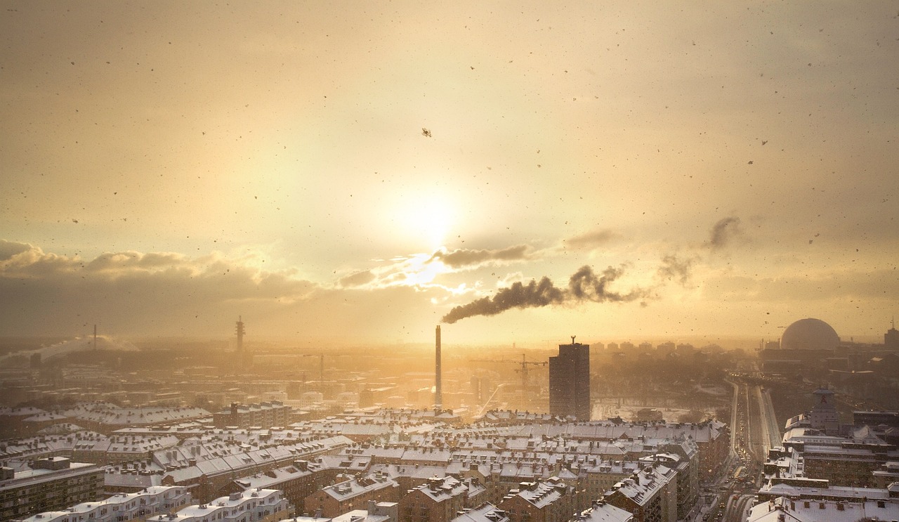 image de pollution atmosphérique d'une ville